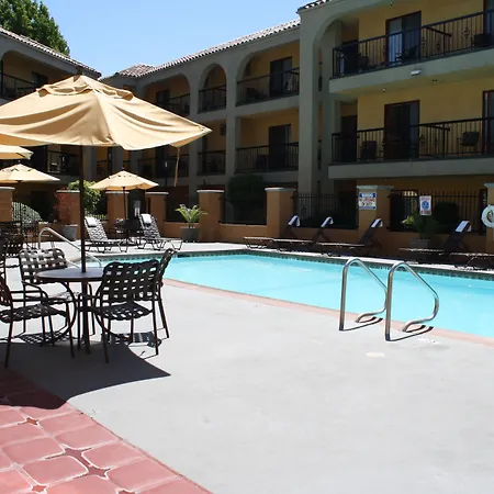 Best Western Plus Heritage Inn-3
